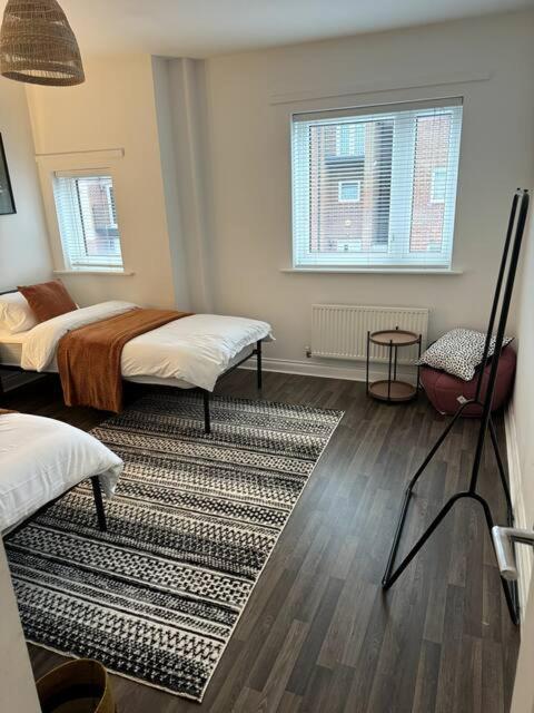 Modern Twin Room Near Ancoats & Etihad Stadium Манчестер Экстерьер фото
